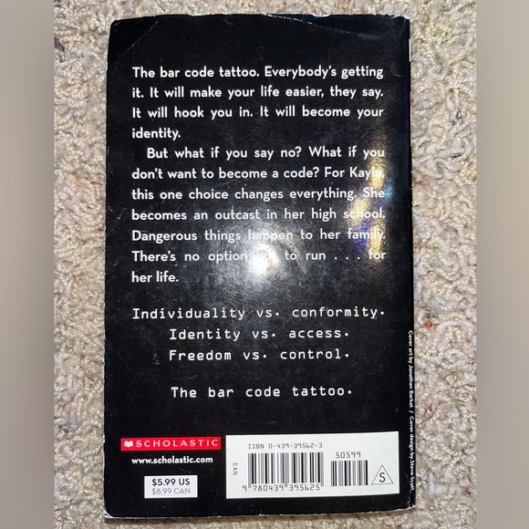 The Bar Code Tattoo by Suzanne Weyn - Picture 2 of 4